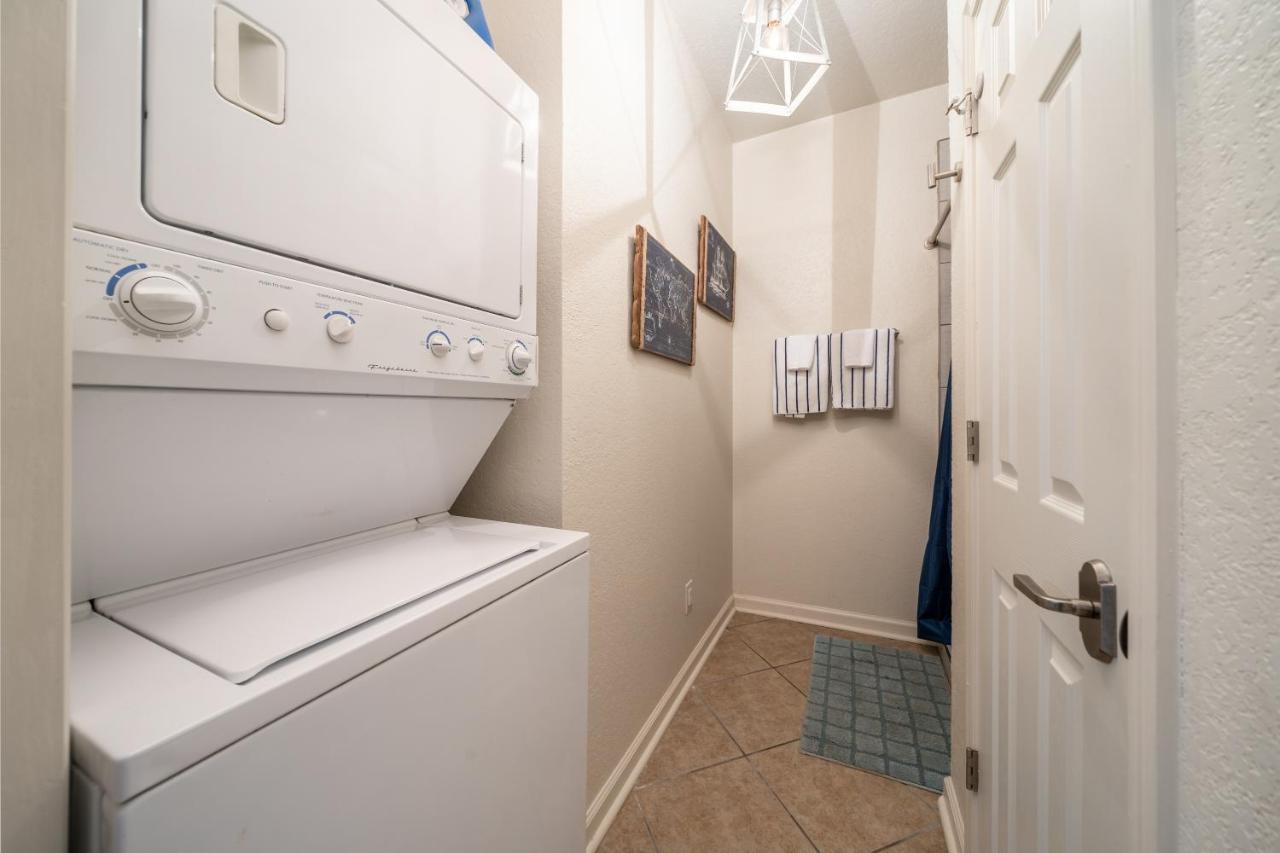 Natalie's Nook, Hideaway Near Downtown Fun! *